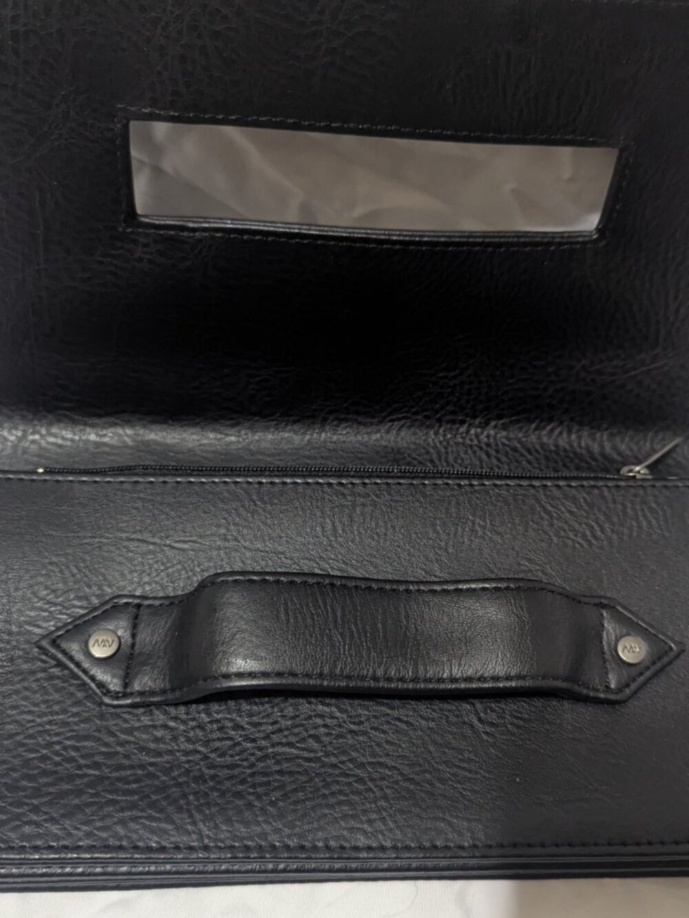 Matt & Nat black clutch purse/wallet - Picture 2 of 7